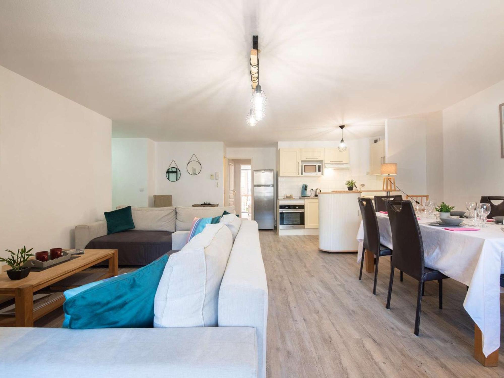 Appartement 6 Pers, Centre St-Lary, 2 Ch + Cabine, Garage, Balcon, Et Ascenseur - Fr-1-296-361 サン・ラリー・スラン エクステリア 写真